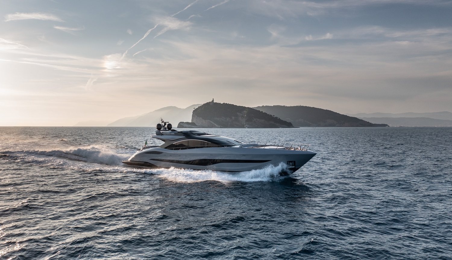 Mangusta 104 REV