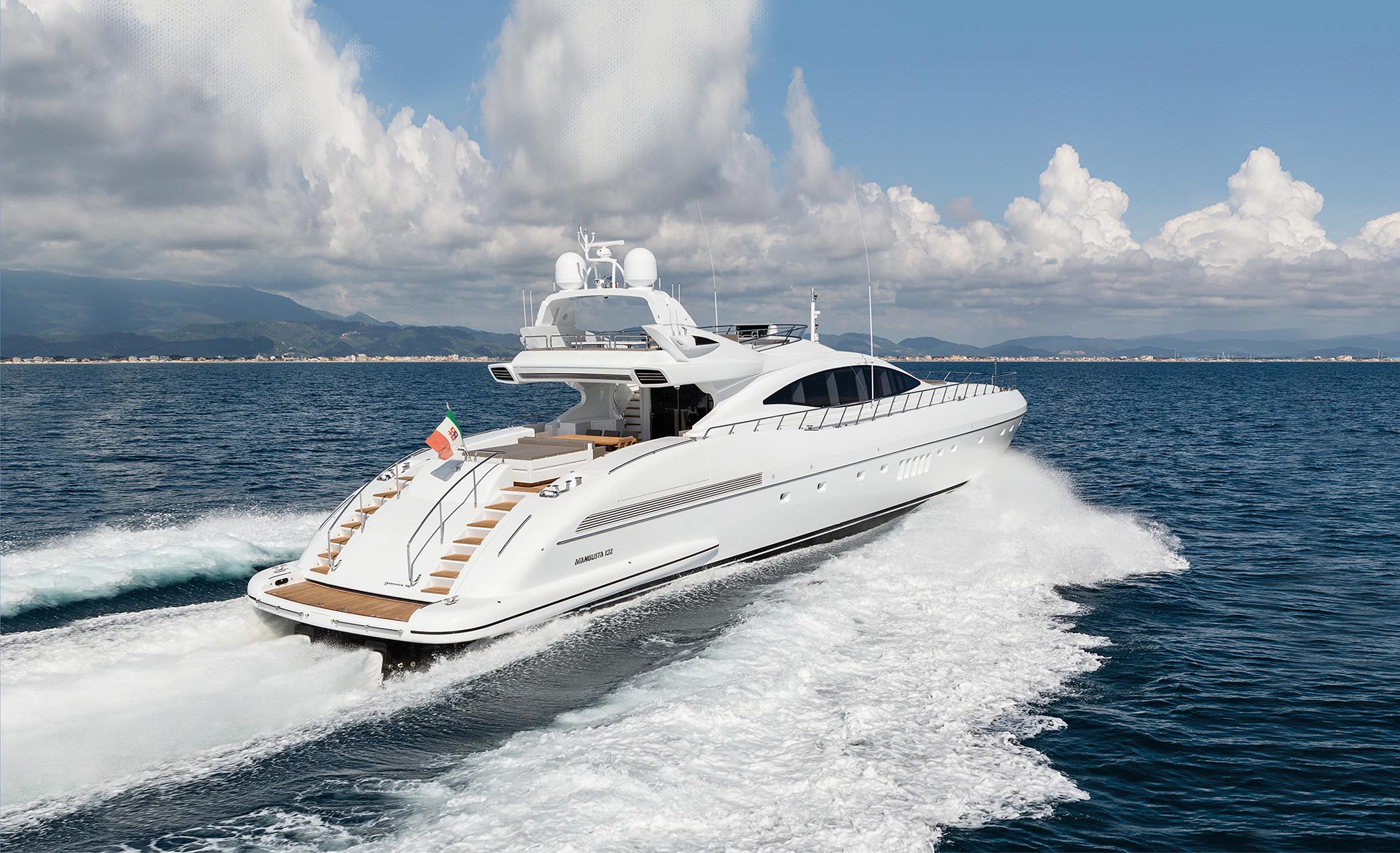 Mangusta 132 E