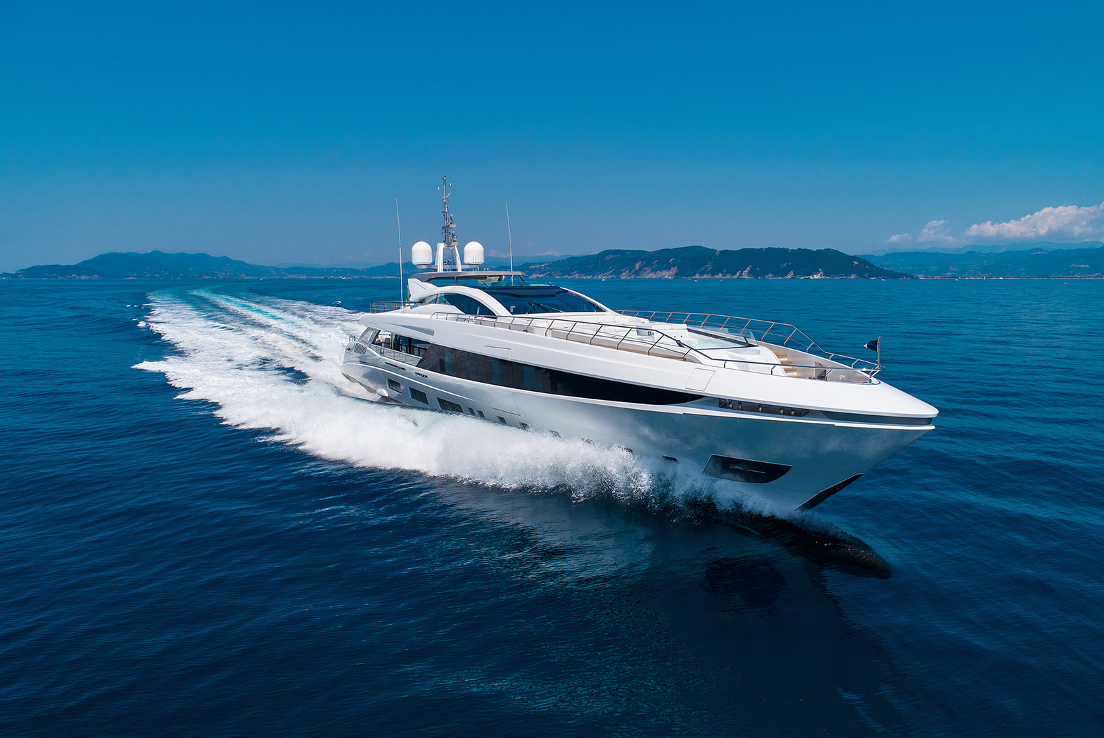 Mangusta Gransport 54