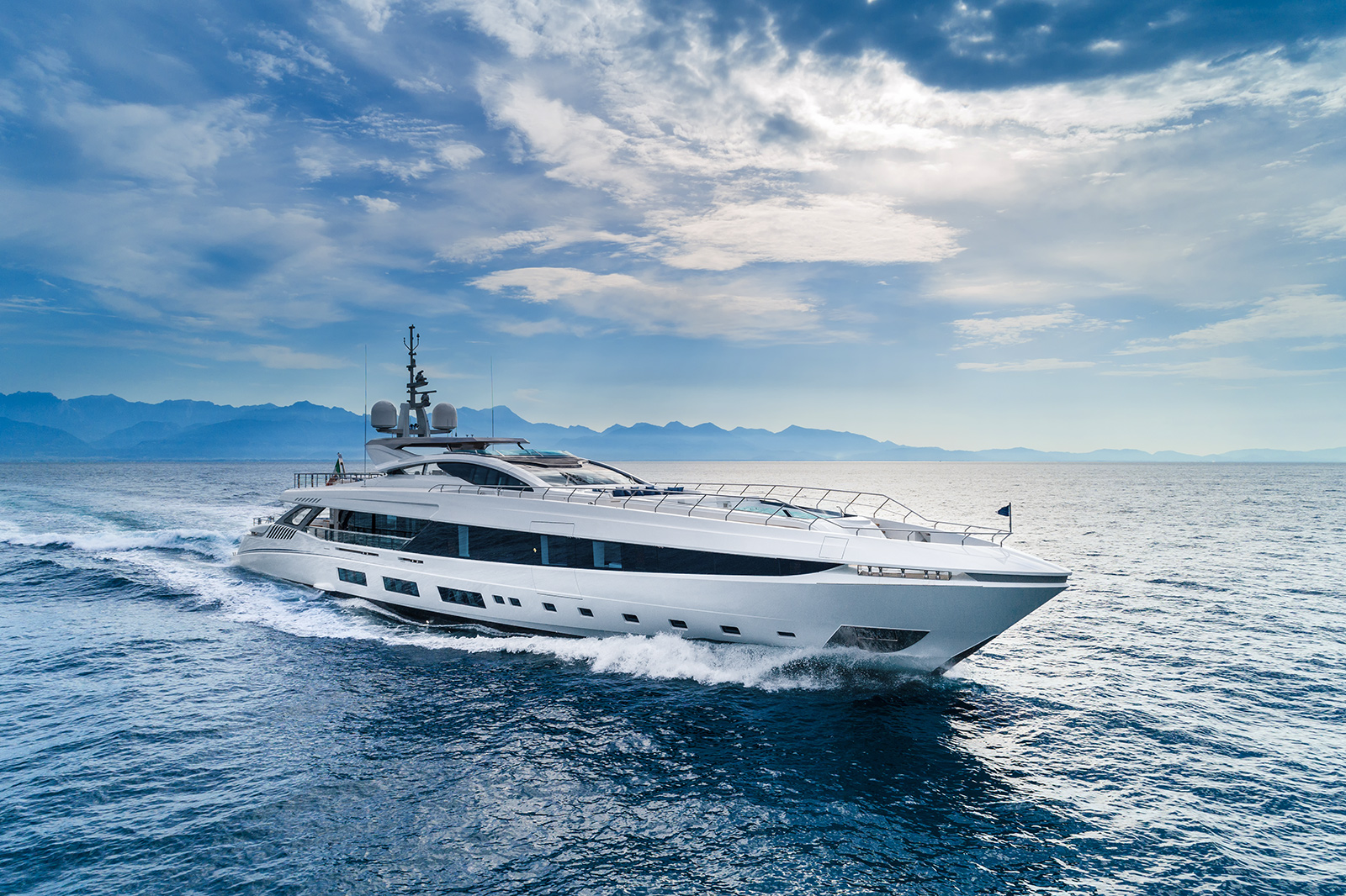 Mangusta Gransport 54