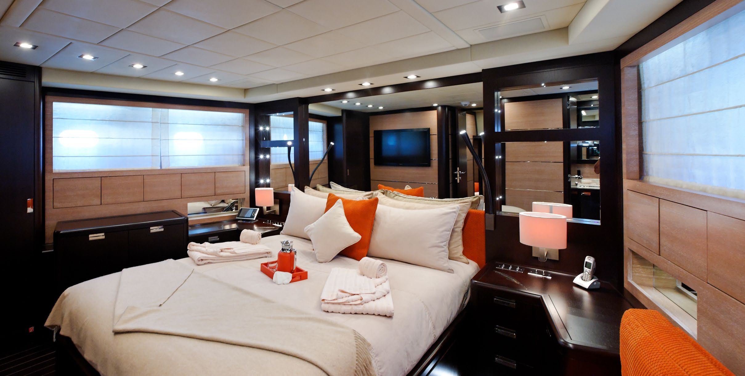 MANGUSTA MAXI OPEN 92