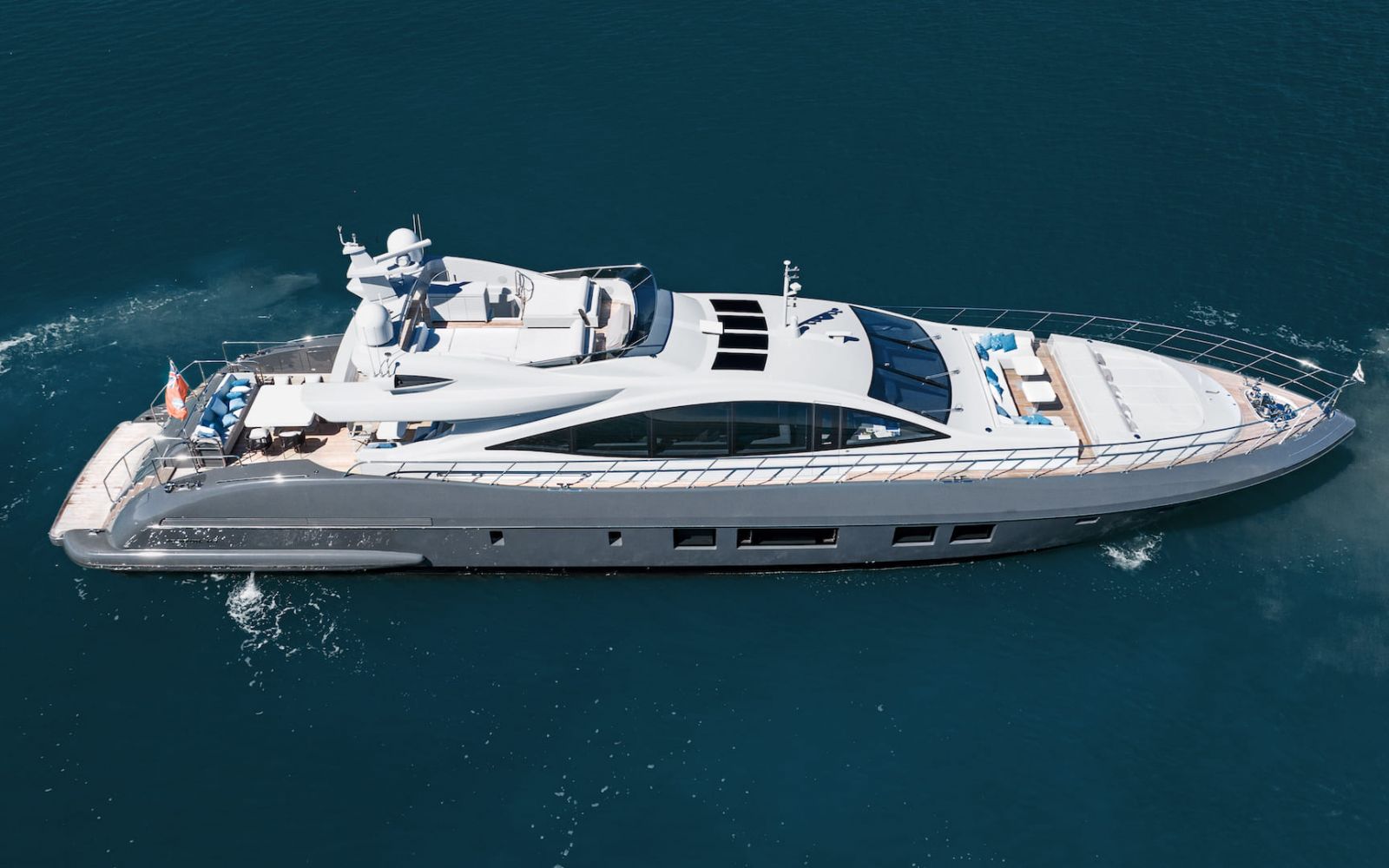 MANGUSTA MAXI OPEN 110