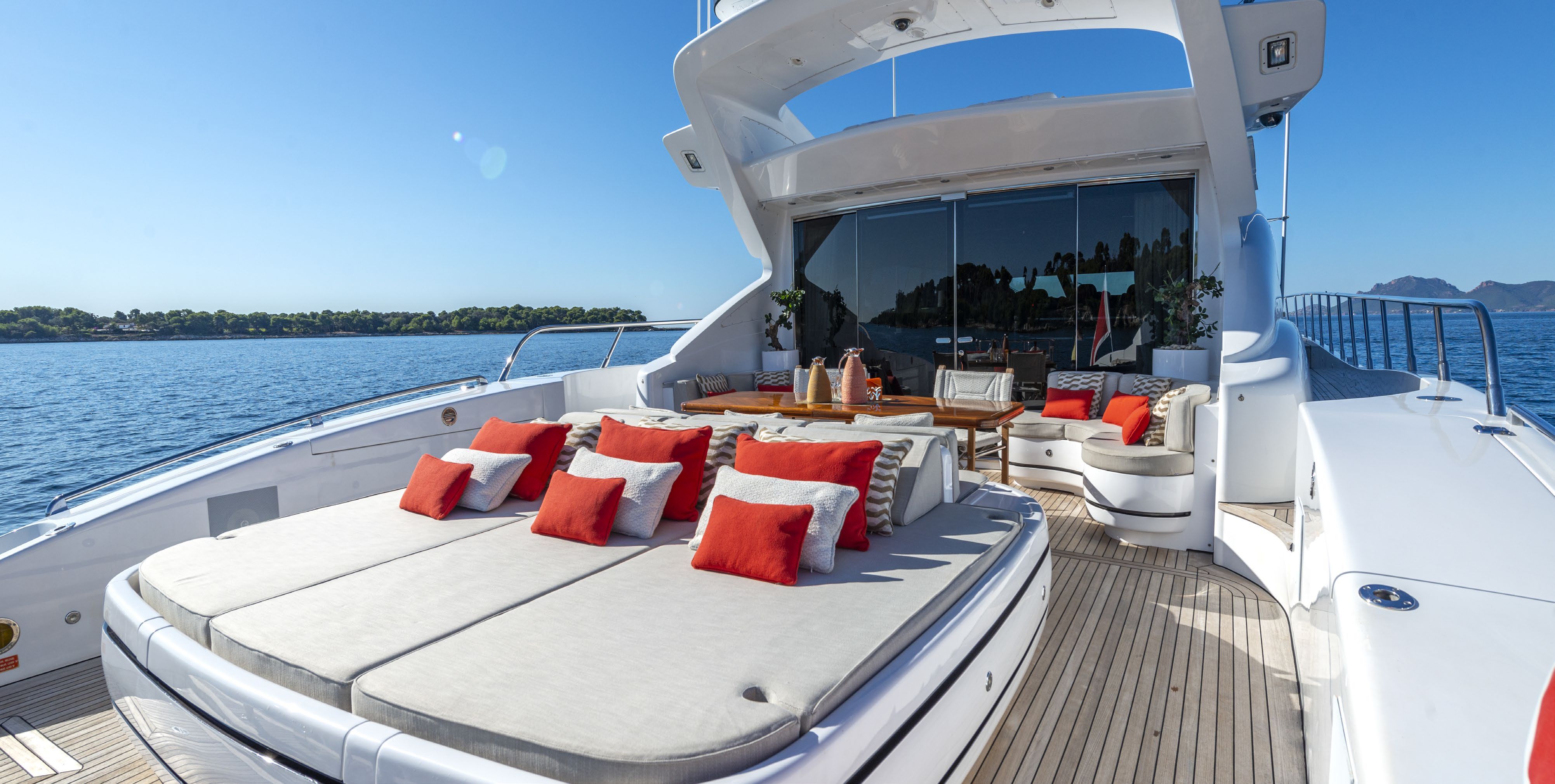 MANGUSTA MAXI OPEN 92