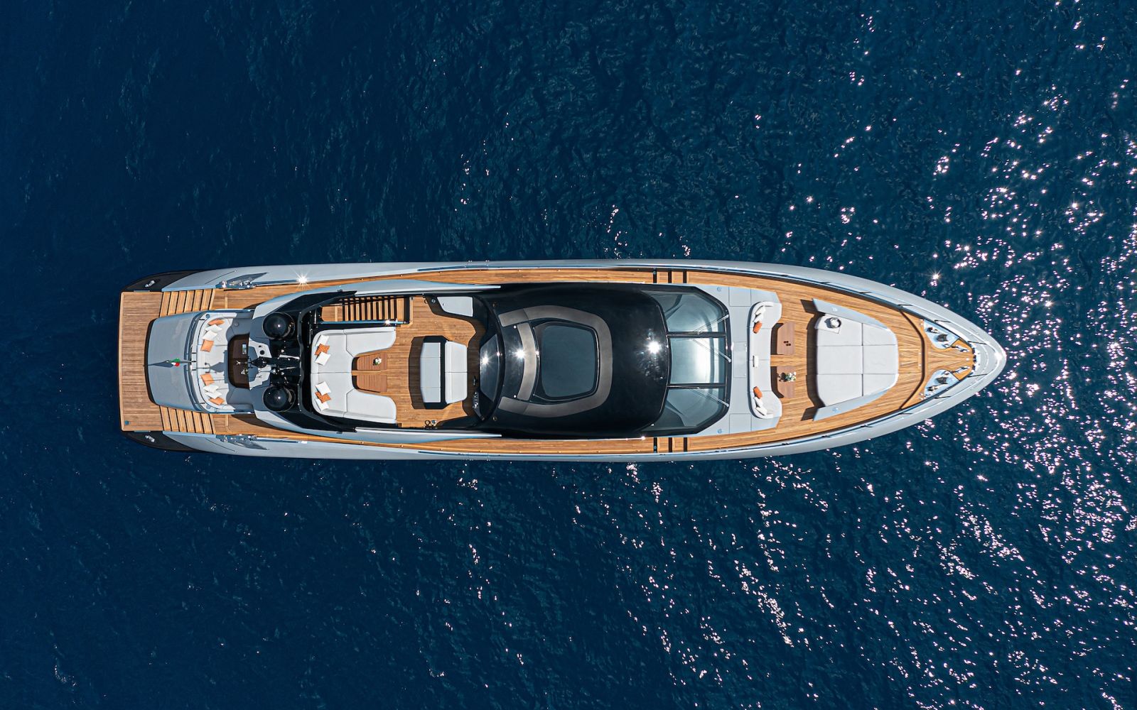 MANGUSTA MAXI OPEN 104 REV