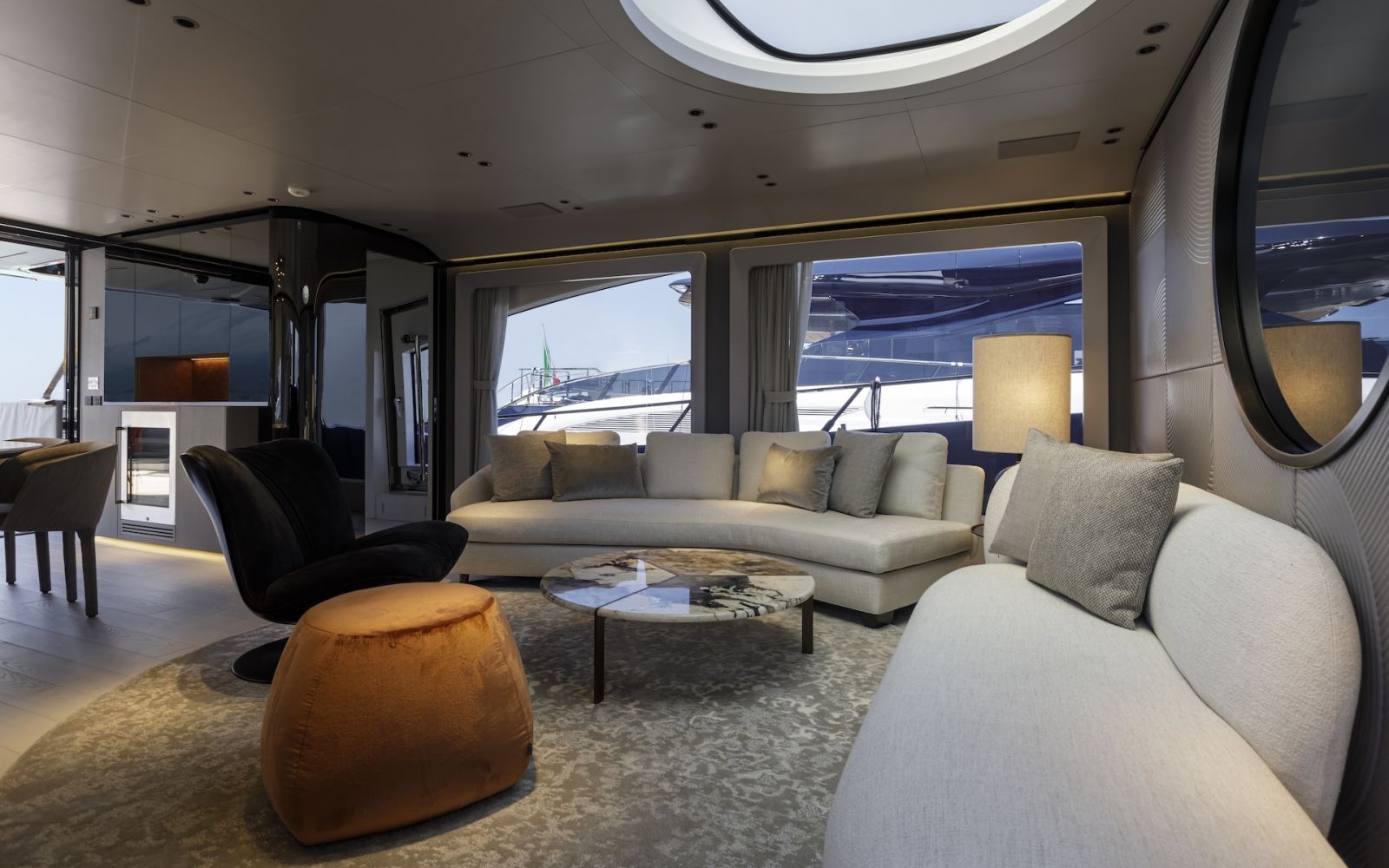 MANGUSTA MAXI OPEN 104 REV