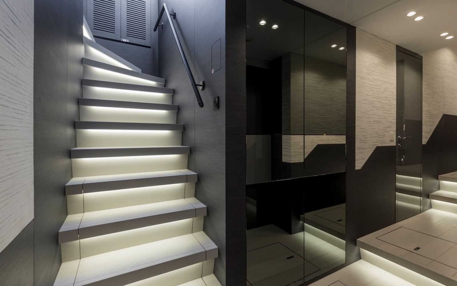 MANGUSTA MAXI OPEN 110