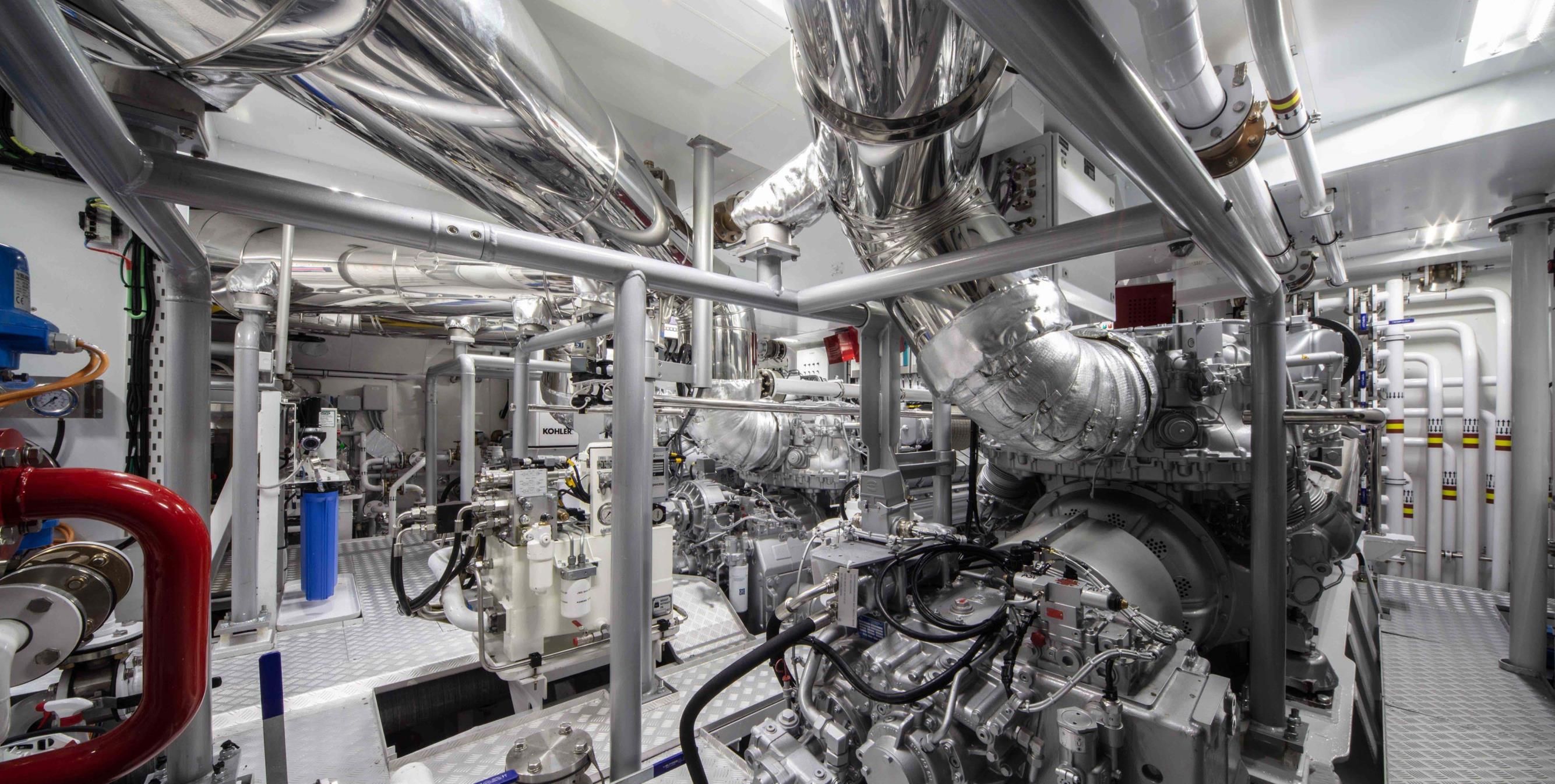 MANGUSTA GRANSPORT 45