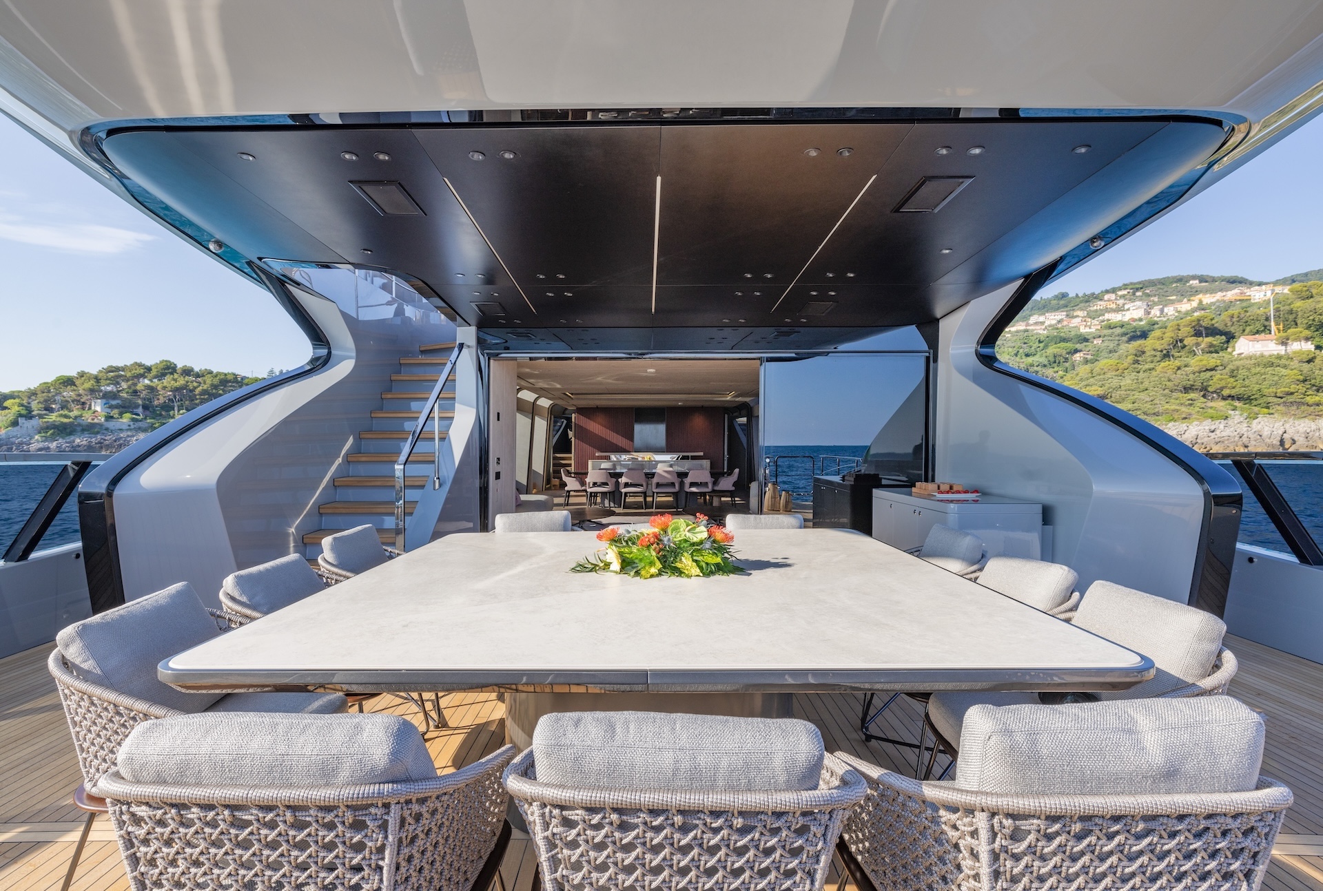 Mangusta 165 REV