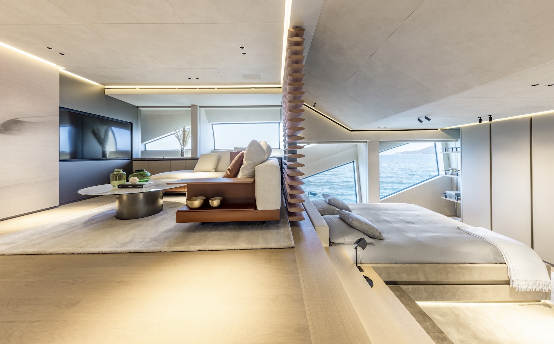Mangusta 165 REV