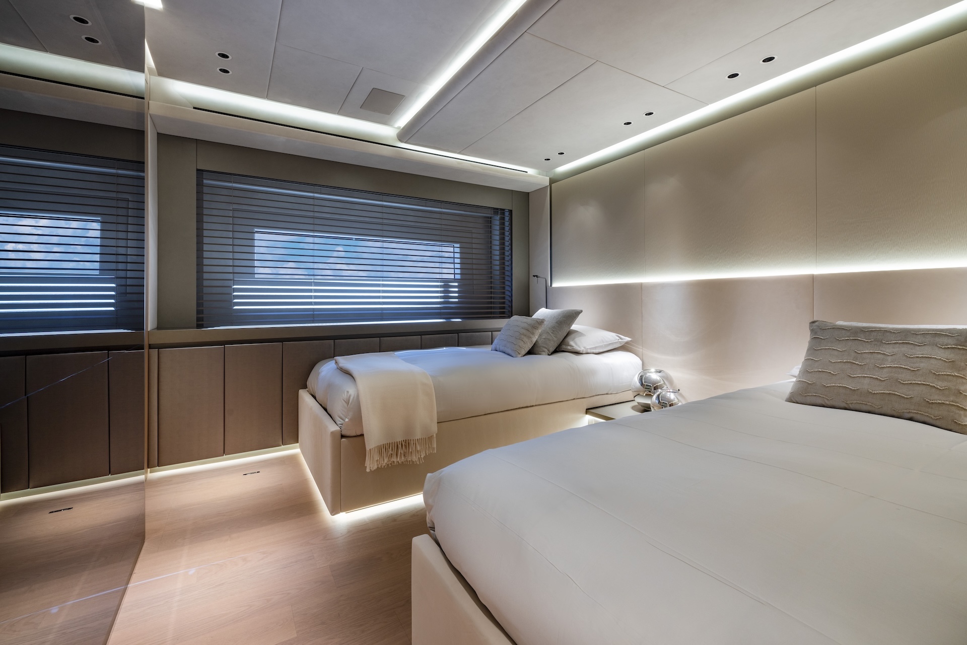 Mangusta 165 REV
