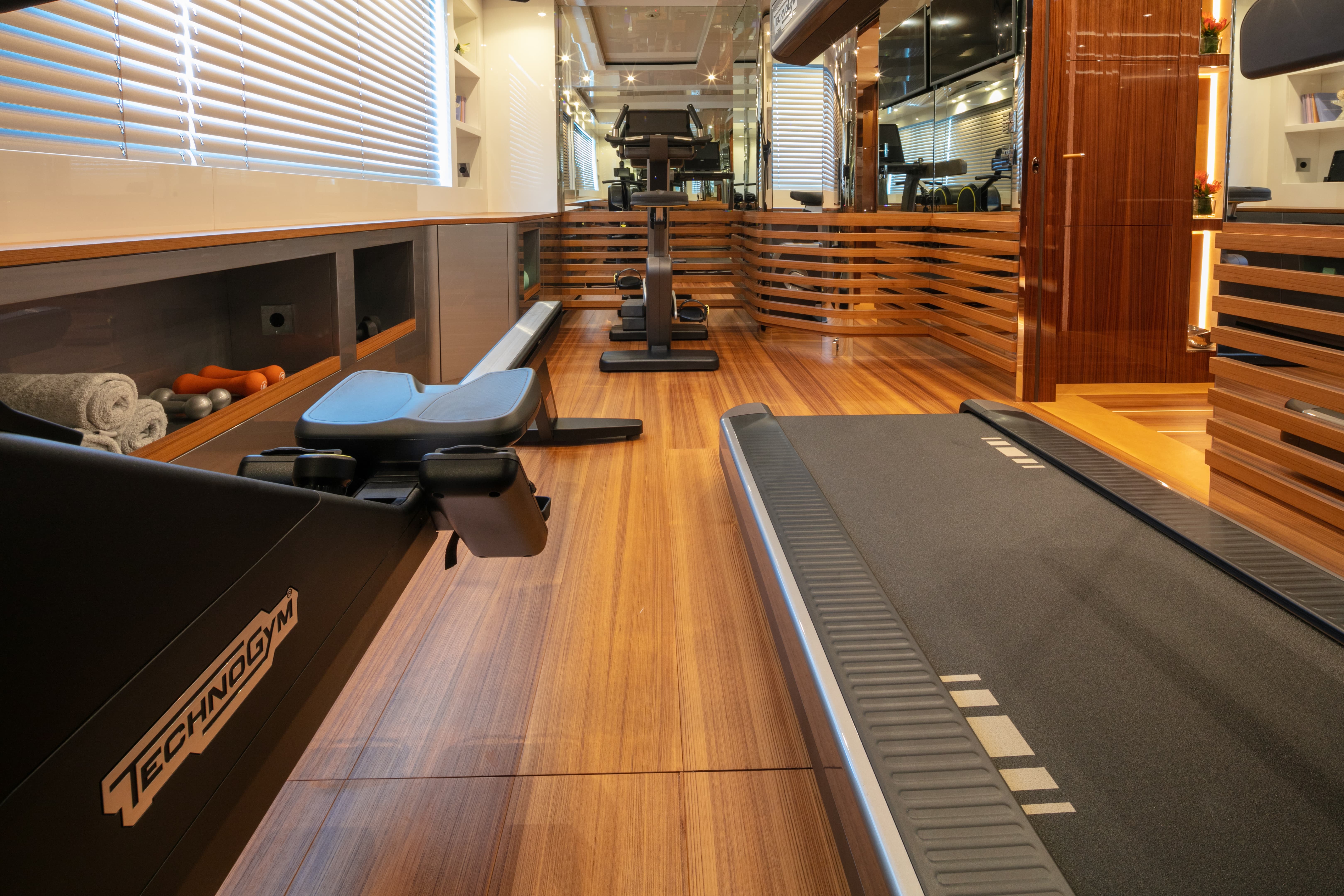 Mangusta Gransport 54
