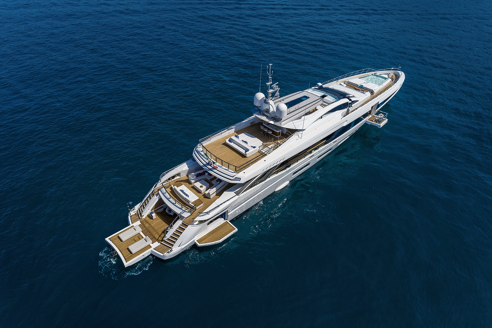 Mangusta Gransport 54
