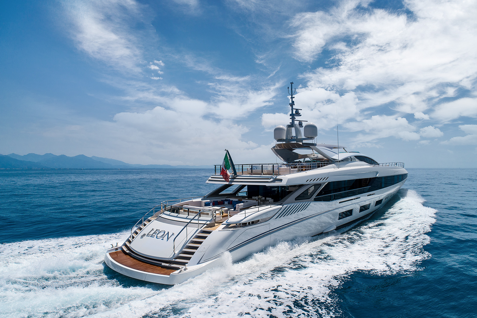 Mangusta Gransport 54