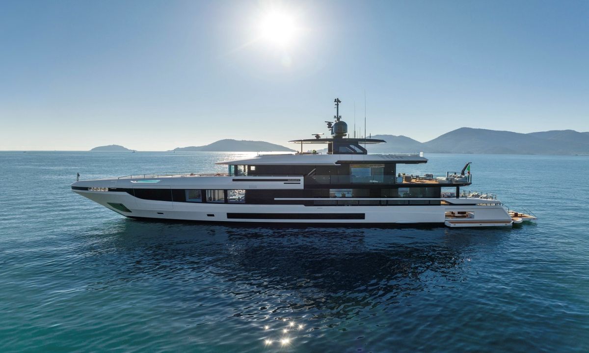 Mangusta Oceano 44