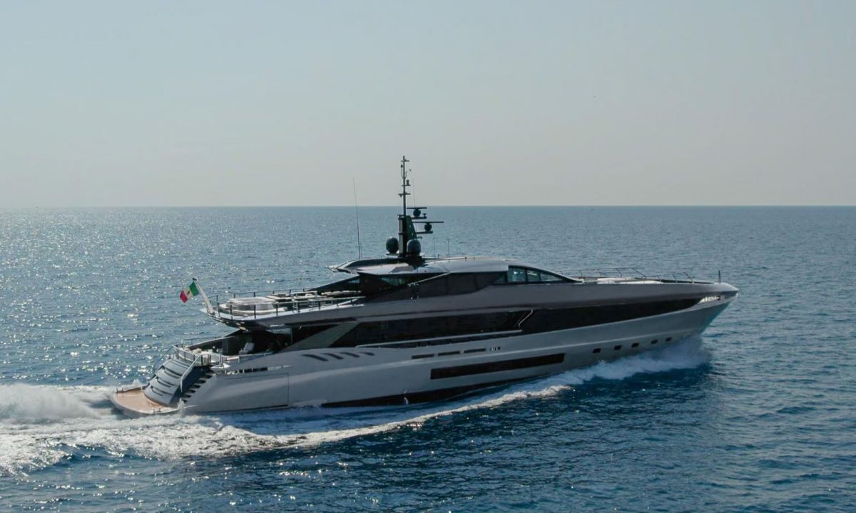 MANGUSTA GRANSPORT 45