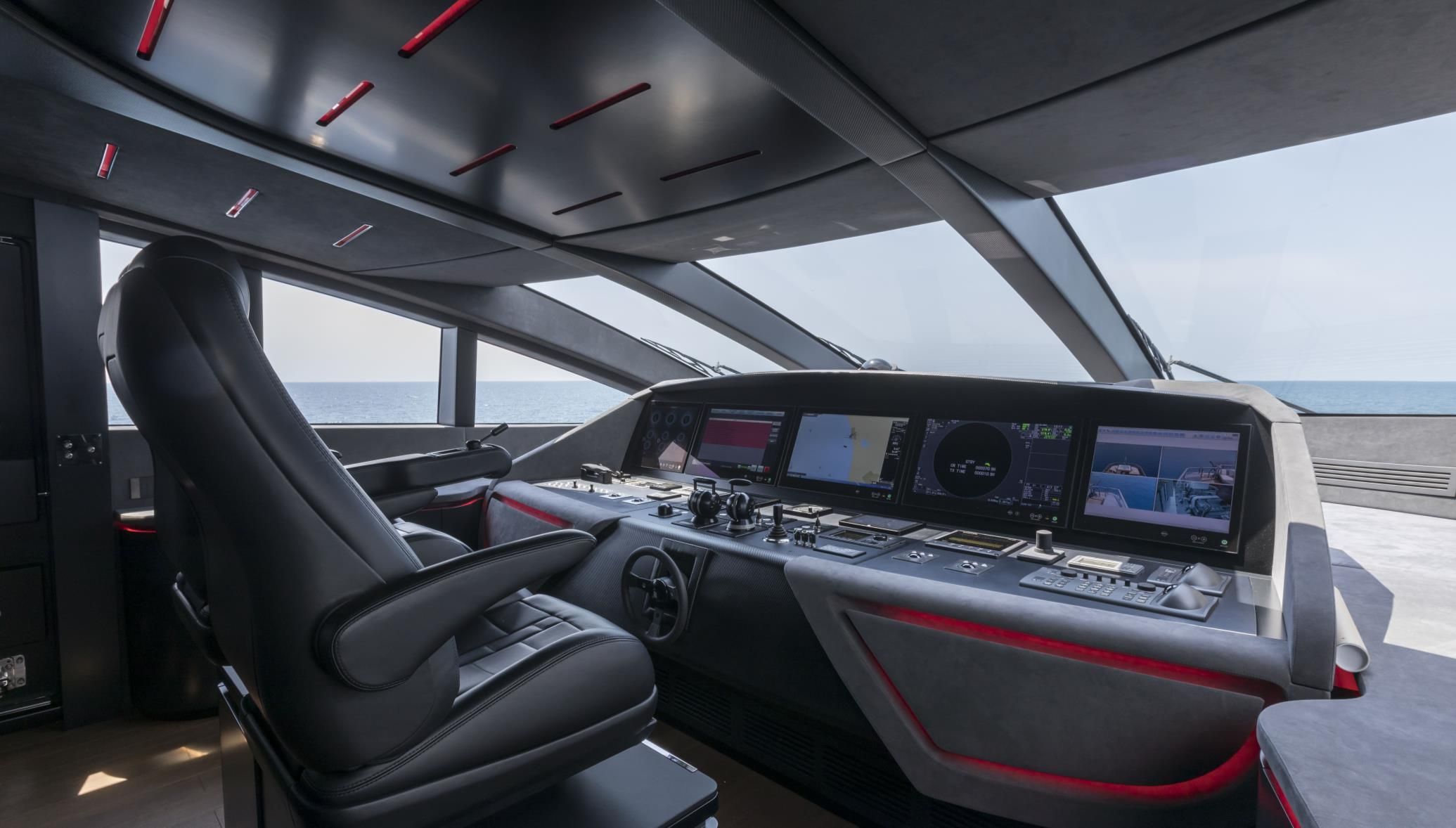 MANGUSTA GRANSPORT 45