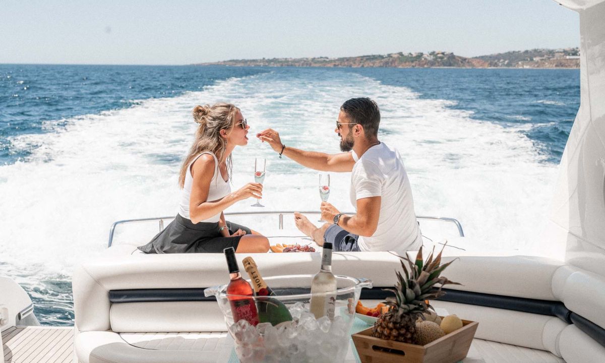 HOW TO CHARTER IN IBIZA