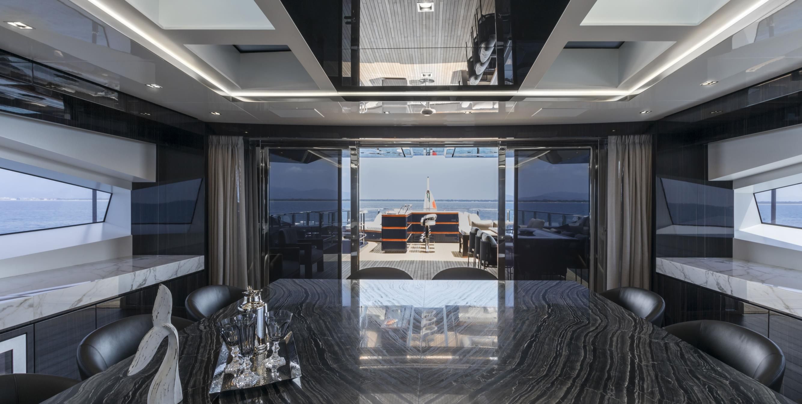 MANGUSTA GRANSPORT 45