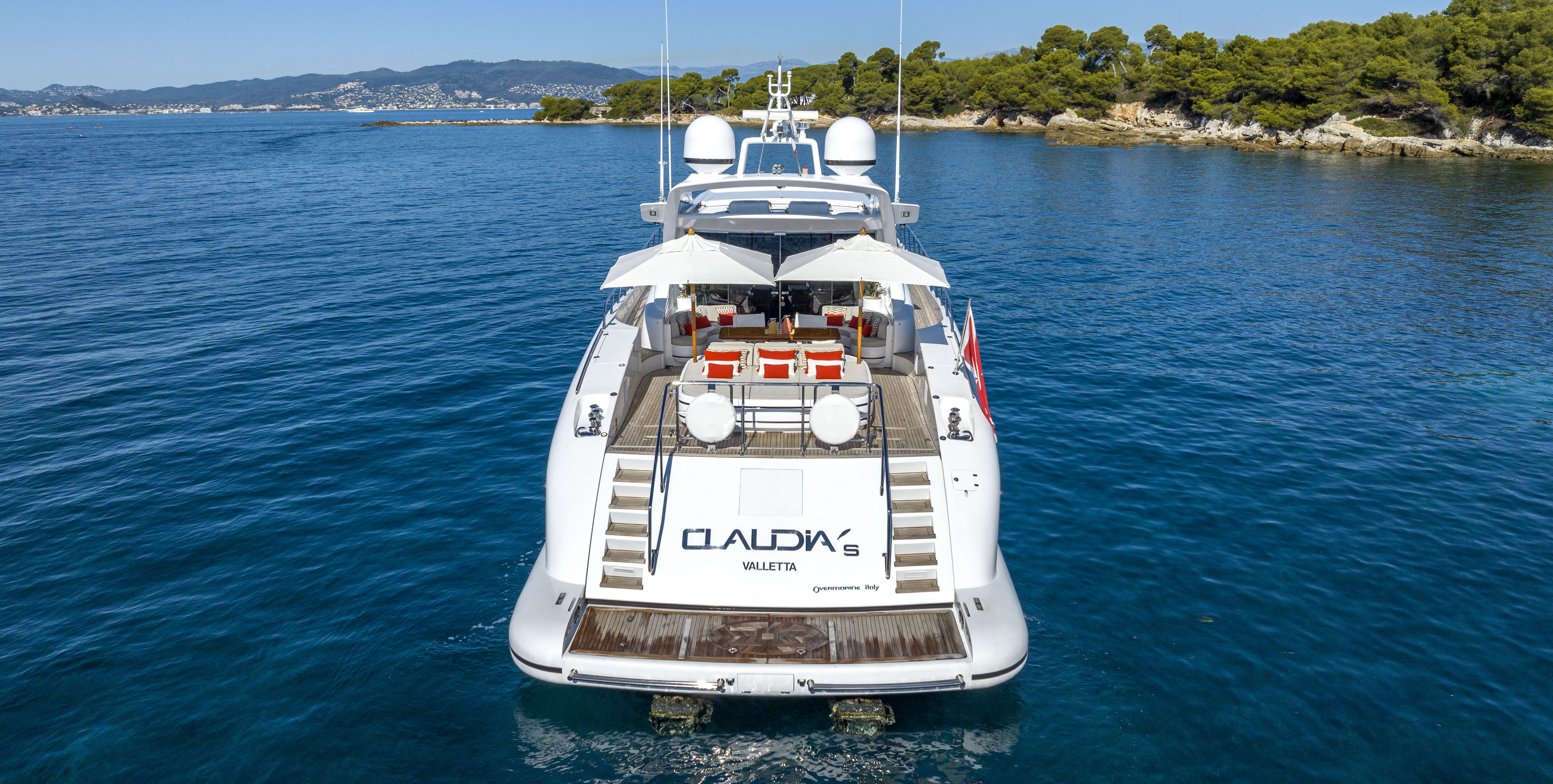 MANGUSTA MAXI OPEN 92